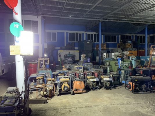 ขายไฟสนามใช้แบตเตอรี่2ใบนานุุ60 ช ม