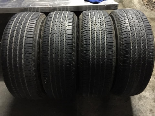 ขายยาง.Bridgestone 255/70/16ปี4717 ไร้ตำหนิดอกยางหนาๆ สนใจโทร.0879050181.ส่งได้ทั่วไทย