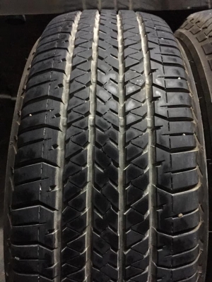 ขายยาง.Bridgestone 255/70/16ปี4717 ไร้ตำหนิดอกยางหนาๆ สนใจโทร.0879050181.ส่งได้ทั่วไทย ขายยาง.Bridgestone 255/70/16ปี4717 ไร้ตำหนิดอกยางหนาๆ สนใจโทร.0879050181.ส่งได้ทั่วไทย