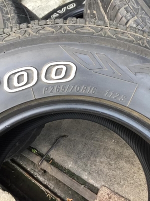 ขายยาง.Maxxis A/T700 265/70/16ปี2014 ยางแก้มขาวสวยๆไร้ตำหนิ สนใมจโทร.0879050181.ส่งได้ทั่วไทย