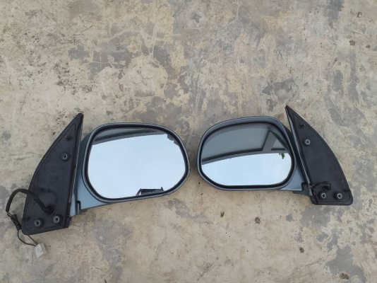 กระจกมองข้างไฟฟ้า3สาย รถตู้ toyota แกรนเวีย 1000 บาท กระจกมองข้างไฟฟ้า3สาย รถตู้ toyota แกรนเวีย 1000 บาท
