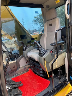 CAT 320D2  ชั่วโมงแค่ 4,5XX สภาพสวย+พร้อมใช้งาน ขายแค่ 2,400,000 บาทท่านใดสนใจโทรหา 081-989-1989 หรั่งครับ