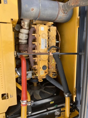 CAT 320D2  ชั่วโมงแค่ 4,5XX สภาพสวย+พร้อมใช้งาน ขายแค่ 2,400,000 บาทท่านใดสนใจโทรหา 081-989-1989 หรั่งครับ