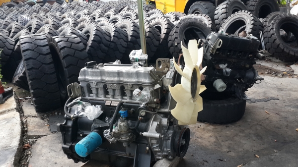 ขายยางลม รถยกโฟล์คลิฟท์ ขนาด 600-15 ,28&times;9-15 , 700-12 ,650-10,600-9 ยางญี่ปุ่น หรือ ไต้หวัน ค่ะ 0844591695 เหมี๋ยวค่ะ