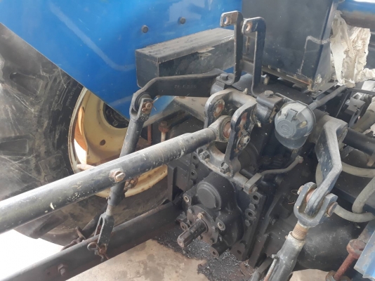 มีVDO ขายรถตักล้อยาง CAT920 ขายตามสภาพราคา 200,000 คอม10,000 มีVDO ขายรถตักล้อยาง CAT920 ขายตามสภาพราคา 200,000 คอม10,000