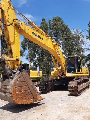 รถขุดมือสอง Komatsu รุ่นใหม่ PC450LC-8R ปี2016  ราคาคันละ 3,990,000บาท ราคาต่อรองได้ มี 2 คัน