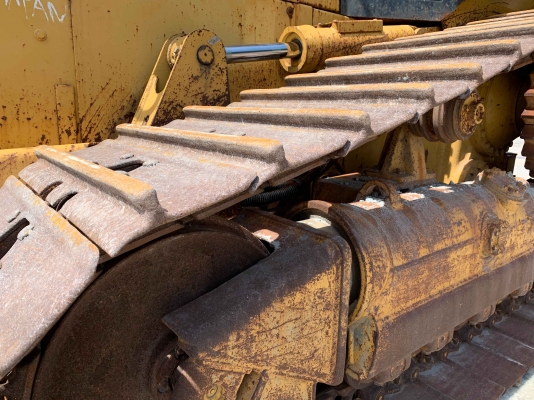 CAT D5M-XL รถนอกขายถูกนำเข้าจากญี่ปุ่น สภาพสวย ขายถูกครับ CAT D5M-XL รถนอกขายถูกนำเข้าจากญี่ปุ่น สภาพสวย ขายถูกครับ