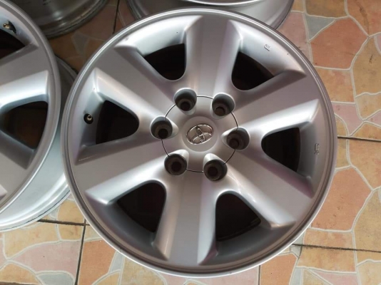 ล้อแม็กเปล่า Toyota Fortuner ขอบ 17*7.5,ET30,6h139.7 สภาพสวย เดิมๆ ขายถูกๆ ทั้งชุด 4800.-NET *** ใส่ฟรี รับเทิร์น รับบัตรเครดิตทุกธนาคาร(ไม่ชาร์จ) ส่งได้ทั่วไทย