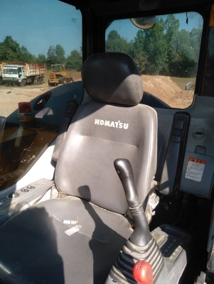 รถขุด komatsu pc78us-6no สภาพสวยเก่านออก