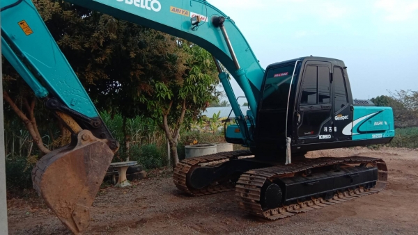 Kobelco 200Macklll ไฟฟ้าครบเอวแน่น ช่วงล่างเต็ม เครื่องดีมาก เจ้าของขายเอง