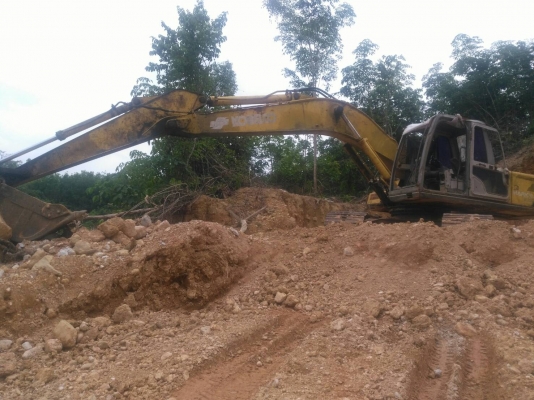 KOBELCO SK200-3 ระบบไฟตัด เอกสารอินวอย ราคา 500,000 ต่อรอง KOBELCO SK200-3 ระบบไฟตัด เอกสารอินวอย ราคา 500,000 ต่อรอง