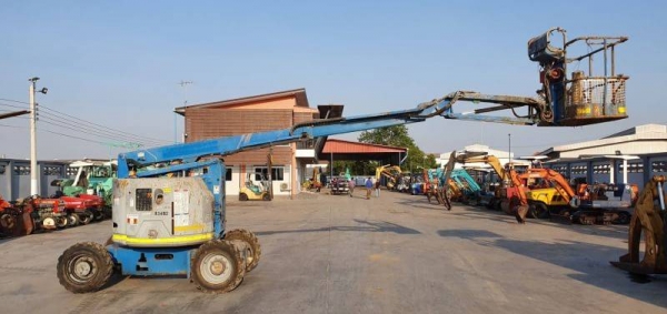 ขายด่วนรถกะเช้าJLG4&times;2HLขับเคลื่อน4ล้อเลี้อยวหน้าซ้ายขวารถหมุนได้รอบตัวกะเช้าก็หมุนได้ยก2ระดับยกสุง14เมตรเครื่องดีเซล3สูบสตาร์เครื่องดับเครื่องข้างบนข้างล่างได้แรงดีประหยัดน้ำมันแถมใช้ระบบไฟฟ้าสำรองทำงานก็ได้สุดยอดได้2ระบบเลยเป็นรถนอกเพื่งนำเข้ามาใหม