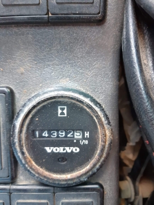 Volvo EC210B รถเต็มทุกจุด ไฟฟ้าครบ