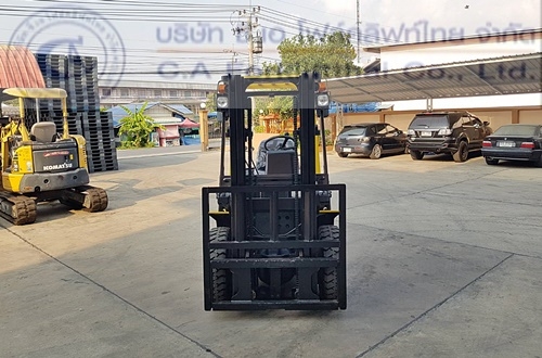ขาย รถโฟล์คลิฟท์ TCM รุ่น FD20Z3