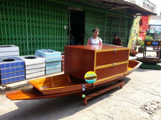 เรือไม้ 4 เมตร พร้อมตู้ไม้ เรือไม้ 4 เมตร พร้อมตู้ไม้