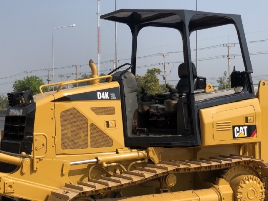 ขายรถดันดิน CAT D4K ปี 2015 (4,XXX ชั่วโมง) นำเข้าเองจากญี่ปุ่น สภาพสวยพร้อมใช้งาน มีVDOการทำงานครับ
