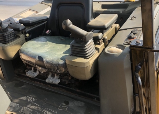 ขายรถดันดิน CAT D4K ปี 2015 (4,XXX ชั่วโมง) นำเข้าเองจากญี่ปุ่น สภาพสวยพร้อมใช้งาน มีVDOการทำงานครับ