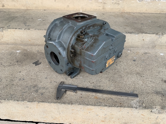 ขายรูทโบลเวอร์ KFM made in Korea ขนาดท่อเข้า 2.5นิ้ว ออก 2นิ้ว สภาพสวยใหม่มาก หมุนนิ่ม พร้อมใช้งาน