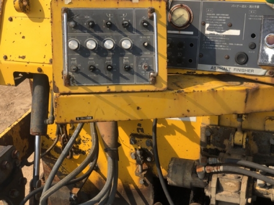 ขายรถปูยาง SUMITOMO HA31W-2 (ขนาด 3 เมตร) ปี 2002 นำเข้าเองจากญี่ปุ่น สภาพสวยพร้อมใช้ มีVDOการทำงานครับ ขายรถปูยาง SUMITOMO HA31W-2 (ขนาด 3 เมตร) ปี 2002 นำเข้าเองจากญี่ปุ่น สภาพสวยพร้อมใช้ มีVDOการทำงานครับ