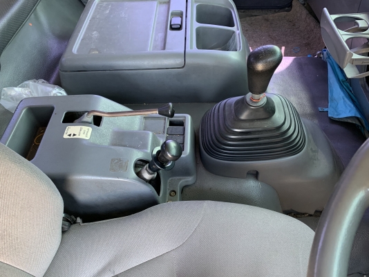 เจ้าของขายเอง - ขายหัวลาก ISUZU GXZ360 ปี 2555 รถมือเดียวออกห้าง รถไม่เคยชนมาก่อน สภาพสวยมาก เดิม ๆ 
