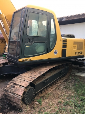 ขาย komatsu pc200-6 รถพร้อมใช้ 0869325836 ขาย komatsu pc200-6 รถพร้อมใช้ 0869325836