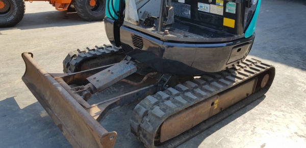 รถขุดขนาดเล็กKOBELCO SK 20 UR รถขุดขนาด 2 ตันทำงานไวระบบดีเยี่ยม บูชสลักเอวแน่นสภาพเดิมสภาพดีเก่าจากญี่ปุ่น ชั่วโมงการใช้งาน 3,000 ชั่วโมง เหมาะสำหรับงานรถขุดขนาดเล็ก ที่แคบ ราคา300,000 บาท #KPGแทรคเตอร์รับรองคุณภาพ ติดต่อสอบถามได้ที่  กดไปที่ลิ้งค์้