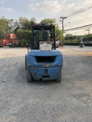 Forklift 4.5t (Toyota) รุ่น7 เสา3เมตร สไลด์งา เครื่อง14z ชั่วโมงการทำงานน้อย toyota สนใจติดต่อ 092-925-5615 / แม็ก 099-126-9911 Forklift 4.5t (Toyota) รุ่น7 เสา3เมตร สไลด์งา เครื่อง14z ชั่วโมงการทำงานน้อย toyota สนใจติดต่อ 092-925-5615 / แม็ก 099-126-9911