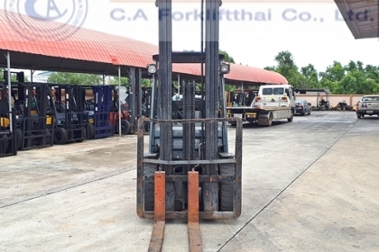 ขาย รถโฟล์คลิฟท์ TOYOTA รุ่น 8-FG30