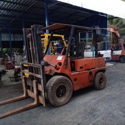 รถยกรถโฟล์คลิฟท์ toyota 3.5 ตันเสา 3 เมตรดีเซล