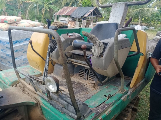 ขายด่วนปรับลดราคาเหลือ 190,000 KOMATSU PC30-7 สภาพพร้อมใช้งาน