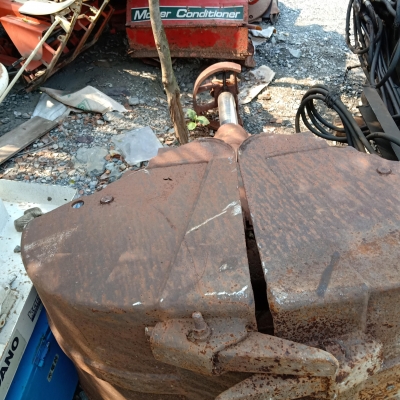 ปากคีบเก่านอกขนาดใหญ่