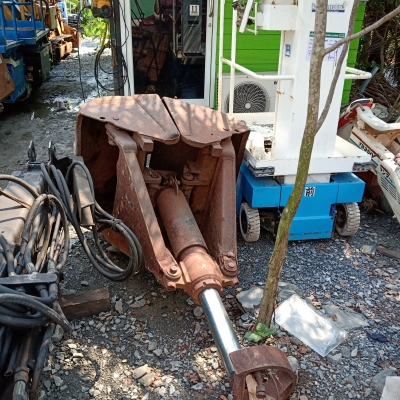 ปากคีบเก่านอกขนาดใหญ่