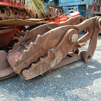 ปากคีบเก่านอกขนาดใหญ่