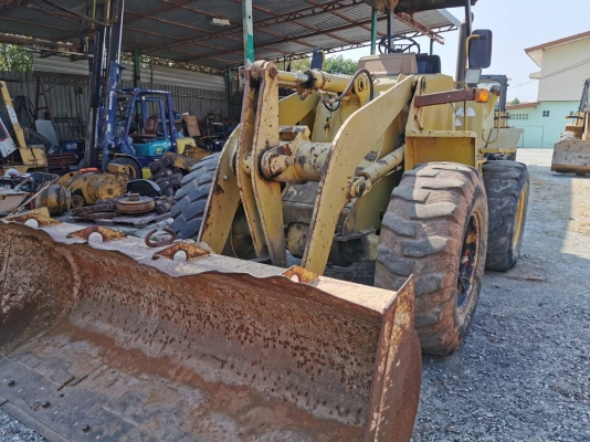 รถตักCAT910F