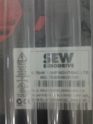ขาย INVERTER ยี่ห้อ SEW 0.75 KW, 1 HP รุ่น Movitrac LT ใช้ไฟบ้าน 220 V ของใหม่
