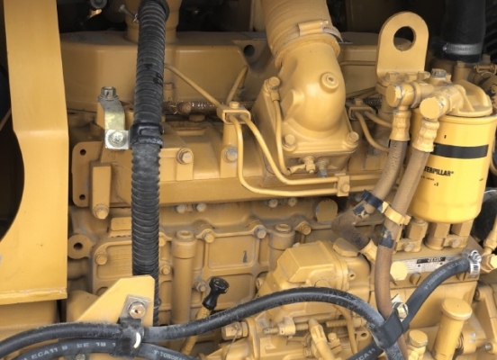 ขายรถตักล้อยาง CAT 910G (5,XXX ชั่วโมง) นำเข้าเองจากญี่ปุ่น สภาพพร้อมใช้ มีVDOการทำงานครับ ขายรถตักล้อยาง CAT 910G (5,XXX ชั่วโมง) นำเข้าเองจากญี่ปุ่น สภาพพร้อมใช้ มีVDOการทำงานครับ