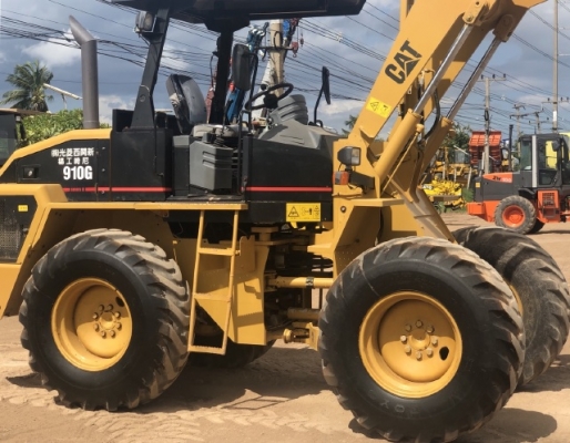 ขายรถตักล้อยาง CAT 910G (5,XXX ชั่วโมง) นำเข้าเองจากญี่ปุ่น สภาพพร้อมใช้ มีVDOการทำงานครับ ขายรถตักล้อยาง CAT 910G (5,XXX ชั่วโมง) นำเข้าเองจากญี่ปุ่น สภาพพร้อมใช้ มีVDOการทำงานครับ