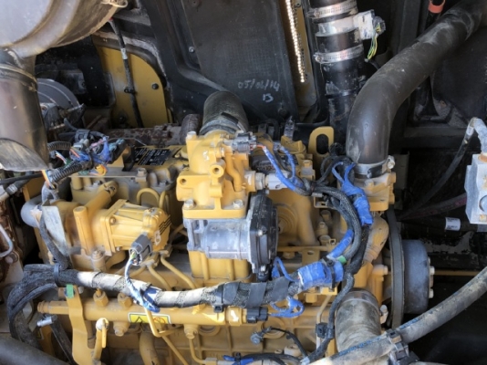 ขายรถตักล้อยาง CAT 910K ปี 2015 แขนยาวพิเศษ นำเข้าเองจากญี่ปุ่น สภาพสวยพร้อมใช้งาน มีVDOการทำงานครับ ขายรถตักล้อยาง CAT 910K ปี 2015 แขนยาวพิเศษ นำเข้าเองจากญี่ปุ่น สภาพสวยพร้อมใช้งาน มีVDOการทำงานครับ