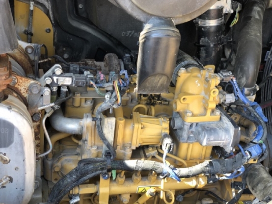 ขายรถตักล้อยาง CAT 910K ปี 2015 แขนยาวพิเศษ นำเข้าเองจากญี่ปุ่น สภาพสวยพร้อมใช้งาน มีVDOการทำงานครับ ขายรถตักล้อยาง CAT 910K ปี 2015 แขนยาวพิเศษ นำเข้าเองจากญี่ปุ่น สภาพสวยพร้อมใช้งาน มีVDOการทำงานครับ