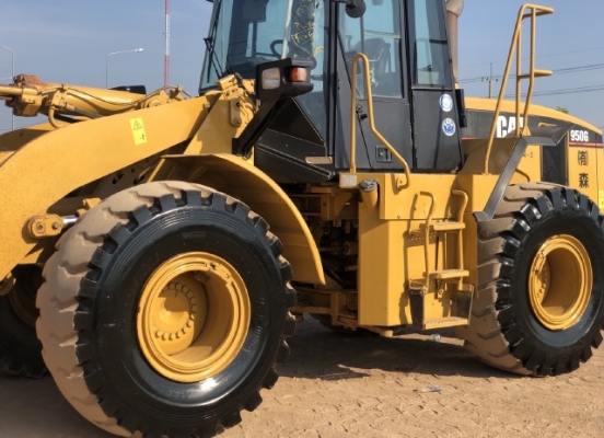 ขายรถตักล้อยาง CAT 950G นำเข้าเองจากญี่ปุ่น สภาพสวยพร้อมใช้งาน มีVDOการทำงานครับ