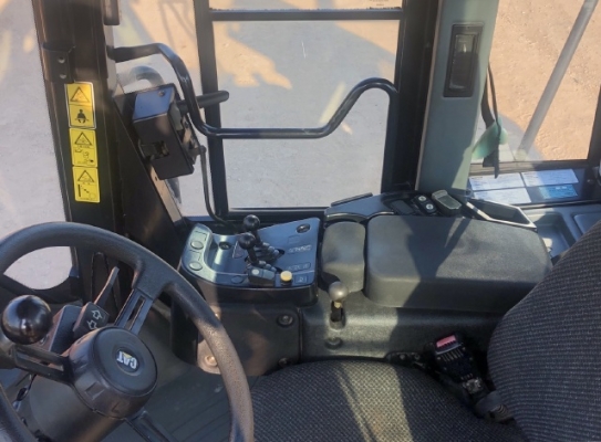 ขายรถตักล้อยาง CAT 950H ปี 2012 นำเข้าเองจากญี่ปุ่น สภาพสวยพร้อมใช้งาน มีVDOการทำงานครับ