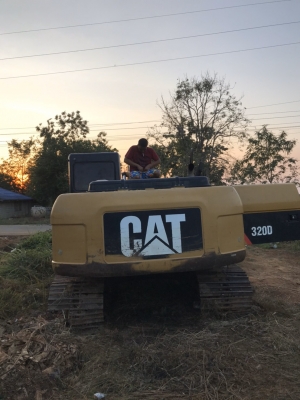 แบคโฮCAT320D เอกสารเล่มทะเบียน พร้อมชุดโอนราคา 1,200,000 ต่อรอง แบคโฮCAT320D เอกสารเล่มทะเบียน พร้อมชุดโอนราคา 1,200,000 ต่อรอง