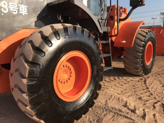 ขายรถตักล้อยาง HITACHI ZW180 ปี 2013 แขนยาวพิเศษ นำเข้าจากญี่ปุ่น สภาพสวยพร้อมใช้ ขายรถตักล้อยาง HITACHI ZW180 ปี 2013 แขนยาวพิเศษ นำเข้าจากญี่ปุ่น สภาพสวยพร้อมใช้