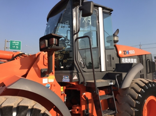 ขายรถตักล้อยาง HITACHI ZW180 ปี 2013 แขนยาวพิเศษ นำเข้าจากญี่ปุ่น สภาพสวยพร้อมใช้ ขายรถตักล้อยาง HITACHI ZW180 ปี 2013 แขนยาวพิเศษ นำเข้าจากญี่ปุ่น สภาพสวยพร้อมใช้