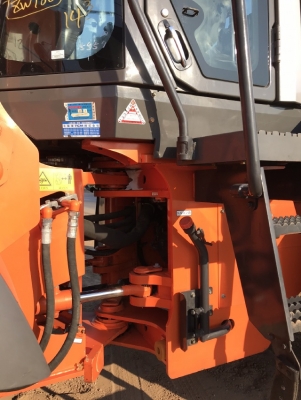 ขายรถตักล้อยาง HITACHI ZW180 ปี 2013 แขนยาวพิเศษ นำเข้าจากญี่ปุ่น สภาพสวยพร้อมใช้ ขายรถตักล้อยาง HITACHI ZW180 ปี 2013 แขนยาวพิเศษ นำเข้าจากญี่ปุ่น สภาพสวยพร้อมใช้