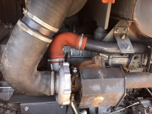 ขายรถตักล้อยาง HITACHI ZW220 นำเข้าเองจากญี่ปุ่น สภาพสวยพร้อมใช้ มีVDOการทำงานครับ