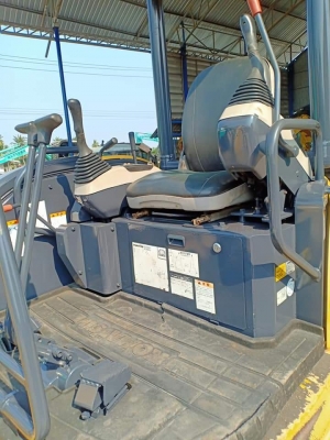 ขายKOMATSU PC30MR-2 เก่านอกแท้  มีลายแย๊ก  เดิมๆๆ  ใช้งานมาน้อย  โทร 089-3818694จ๊อย