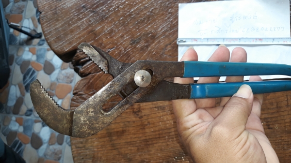 ขายคีมปากเลื่อนชาแนลล็อกMADE IN USA.