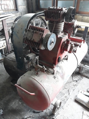 ขายปั้มลม2ตัวเหมารวมราคา 27,000 ขายปั้มลม2ตัวเหมารวมราคา 27,000