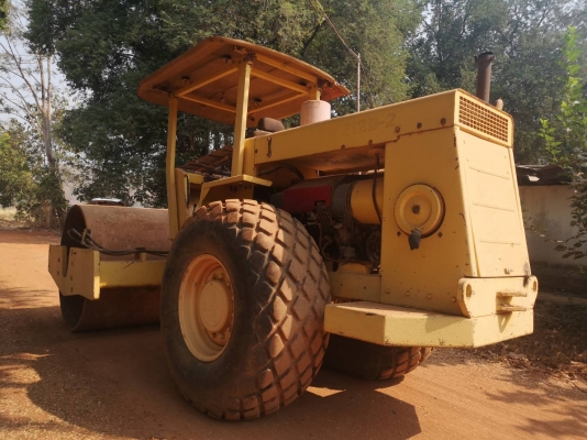 ขายด่วน!!รถบดสั่นสะเทือน10ตัน โบแม็กซ์BW212 D-2 ล้อเรียบ2เพลา เครื่อง4สูบเทอร์โบ ยางดี สภาพดี ใช้งานได้เลย ราคาไม่แพง ขายด่วน!!รถบดสั่นสะเทือน10ตัน โบแม็กซ์BW212 D-2 ล้อเรียบ2เพลา เครื่อง4สูบเทอร์โบ ยางดี สภาพดี ใช้งานได้เลย ราคาไม่แพง